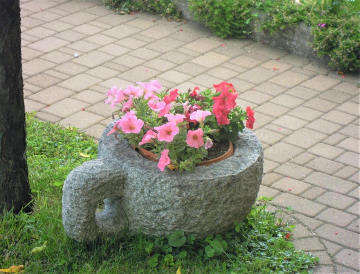 Giorni Felici Tutto Nuovo, Giardino, Parcheggio Verbania Exterior foto